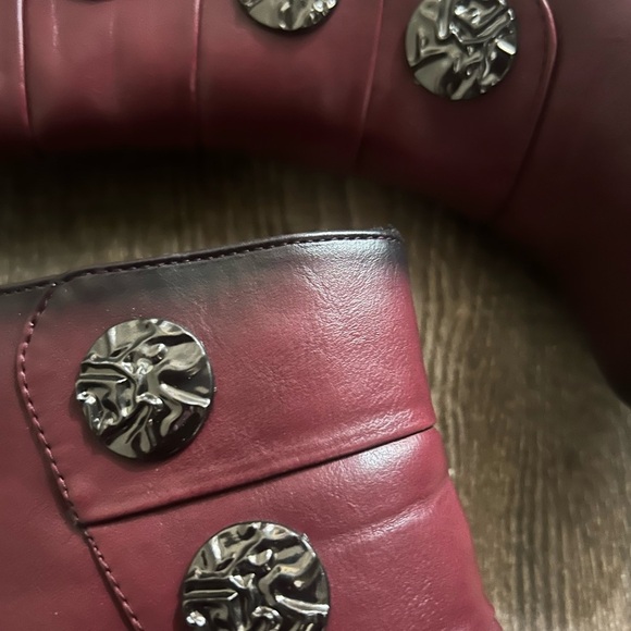 Vangelo lined boots in new condition a few times by my Mom😂 too funky for her6.5 - Picture 7 of 10